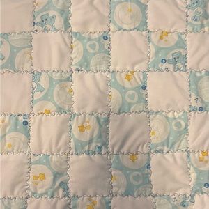 Handmade baby quilt care bears